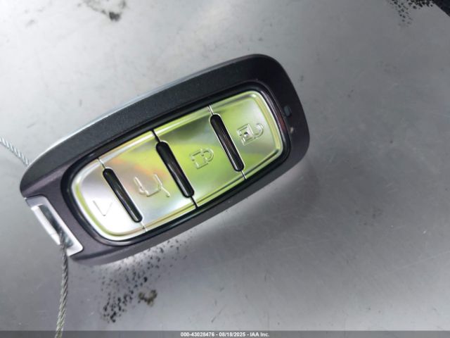 2017 JAGUAR XE SAJAK4BNXHA953563 Photo 10