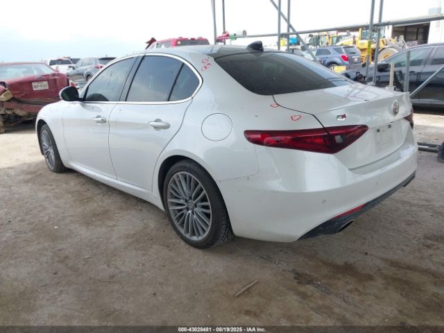 2018 ALFA ROMEO GIULIA ZARFAEEN0J7567316 Photo 2