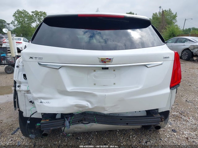 2017 CADILLAC XT5 1GYKNFRSXHZ109634 Photo 5