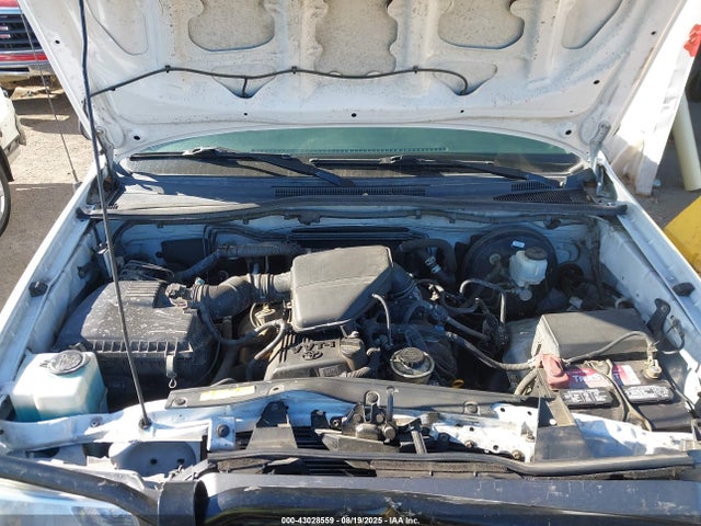 Toyota 2tr-fe 2014 5TFTX4CN6EX047295 Image 10