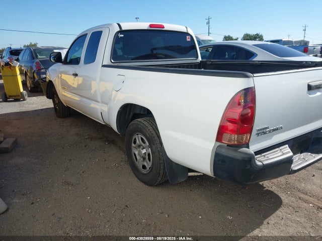 Toyota 2tr-fe 2014 5TFTX4CN6EX047295 Image 3