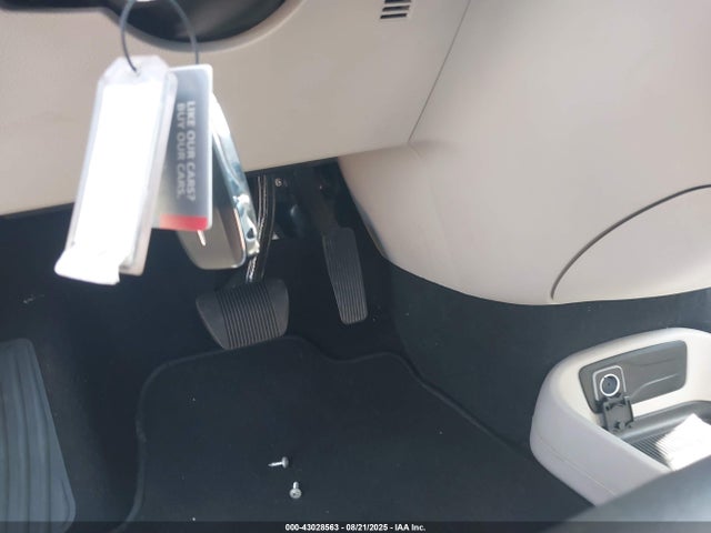 Chrysler Pacifica 2024 2C4RC1S78RR144543 Image 11