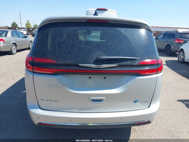 Chrysler Pacifica 2024 2C4RC1S78RR144543 Image 16