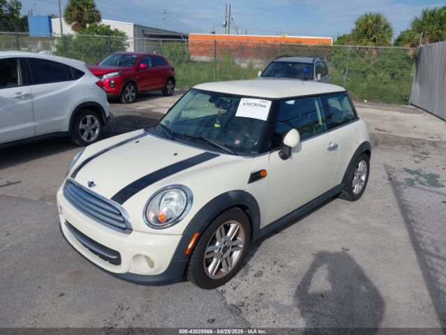 2012 MINI COOPER WMWSU3C56CT261381 Photo 1