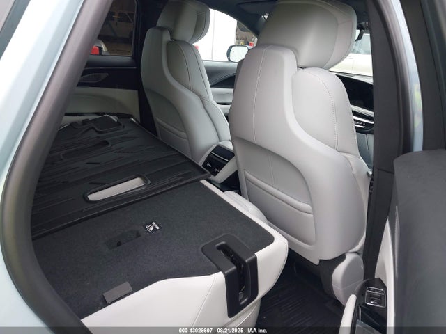 2024 CADILLAC LYRIQ 1GYKPSRL8RZ113985 Photo 7