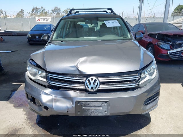 WVGAV7AX3FW551177 Volkswagen 2015