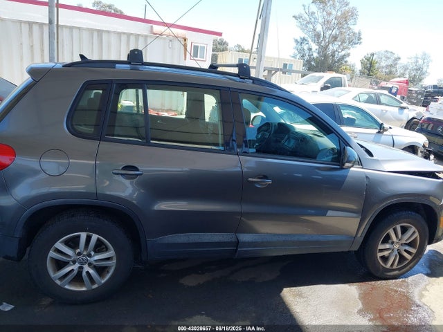 WVGAV7AX3FW551177 Volkswagen 2015