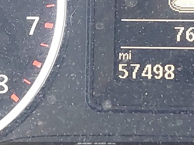 WVGAV7AX3FW551177 Volkswagen 2015