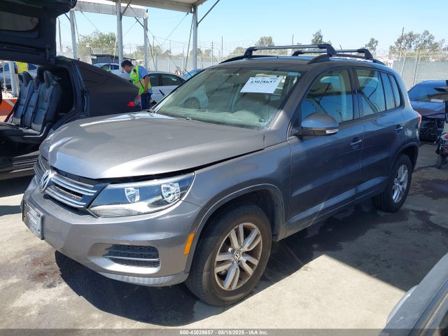 WVGAV7AX3FW551177 Volkswagen 2015