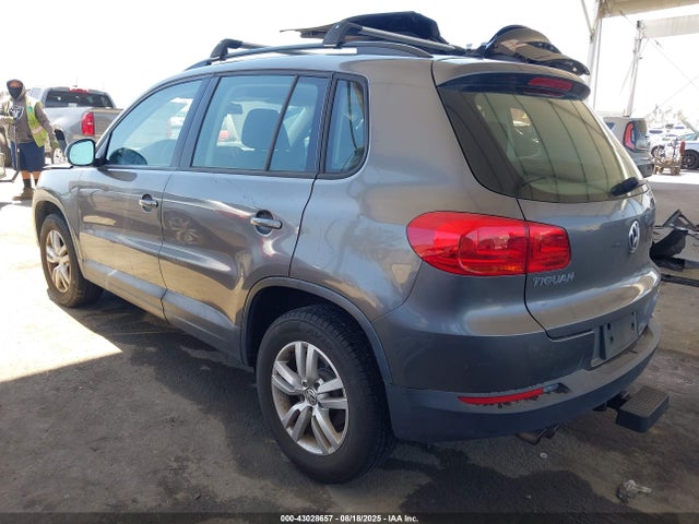 WVGAV7AX3FW551177 Volkswagen 2015