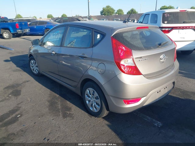 KMHCT5AE9HU359777 Hyundai Accent