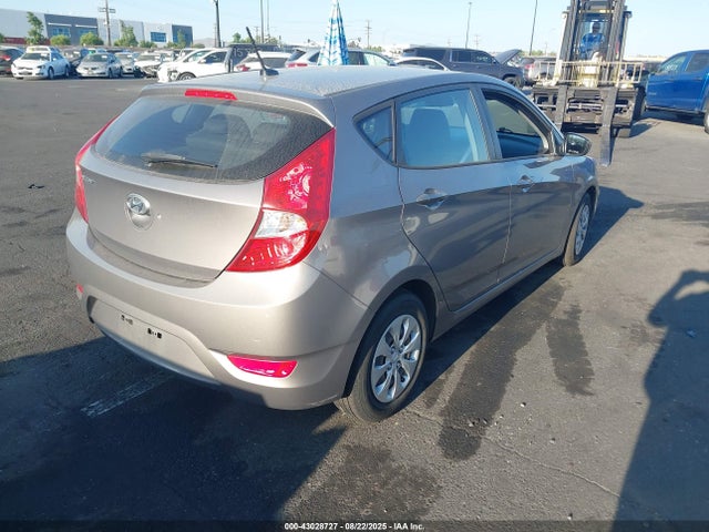 KMHCT5AE9HU359777 Hyundai Accent