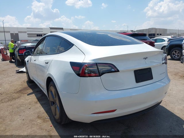 2022 TESLA MODEL 3 5YJ3E1EB1NF264366 Photo 2