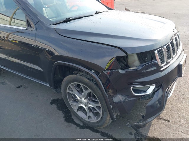 1C4RJFBT8JC326885 Jeep 2018