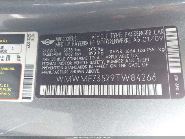 2009 MINI COOPER S WMWMF73529TW84266 Photo 8