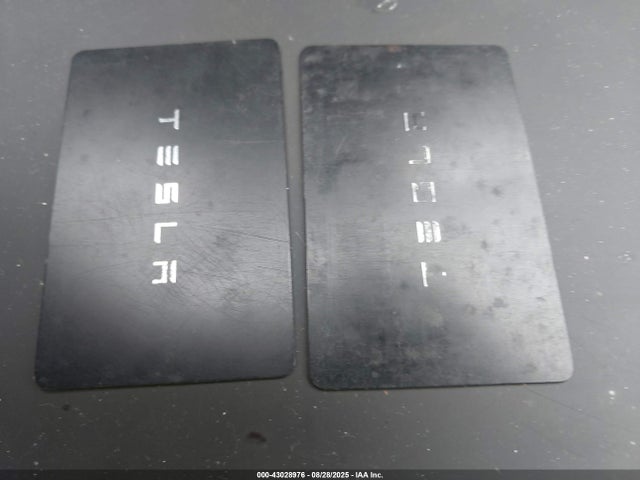 2021 TESLA MODEL Y 5YJYGDEE6MF115591 Photo 10