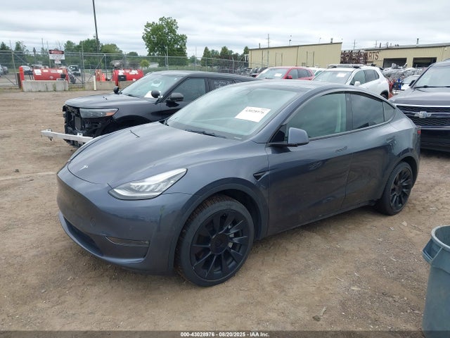 2021 TESLA MODEL Y 5YJYGDEE6MF115591 Photo 1