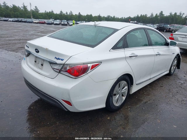 Hyundai Sonata 2014 KMHEC4A4XEA111366 Image 4