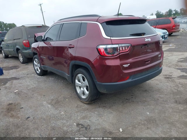 Jeep Compass 2021 3C4NJDBBXMT546922 Image 3