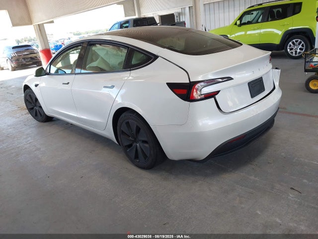 2024 TESLA MODEL 3 5YJ3E1EA2RF732554 Photo 2