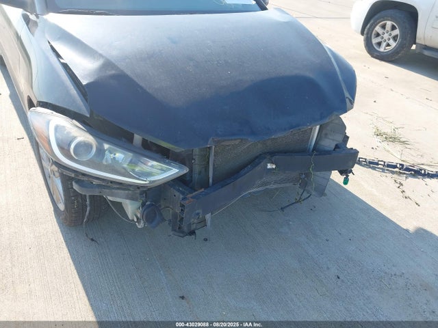 KMHD84LF7HU238932 Hyundai Elantra