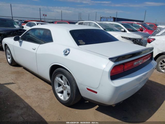 2014 DODGE CHALLENGER 2C3CDYAG4EH237352 Photo 2