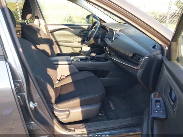 5N1BT3ABXRC709897 Nissan Rogue