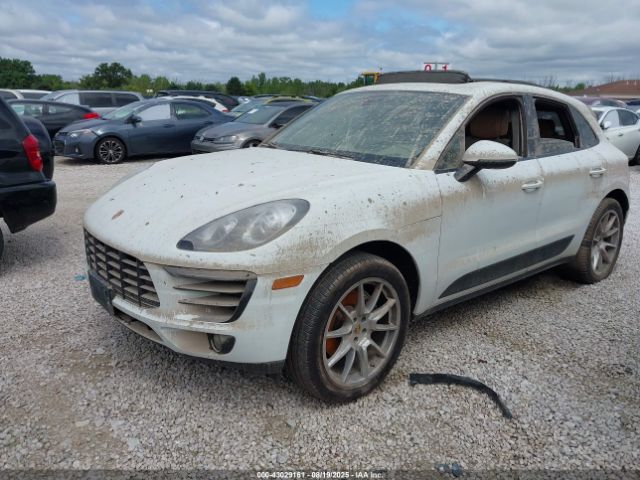 2017 PORSCHE MACAN WP1AA2A56HLB08333 Photo 1