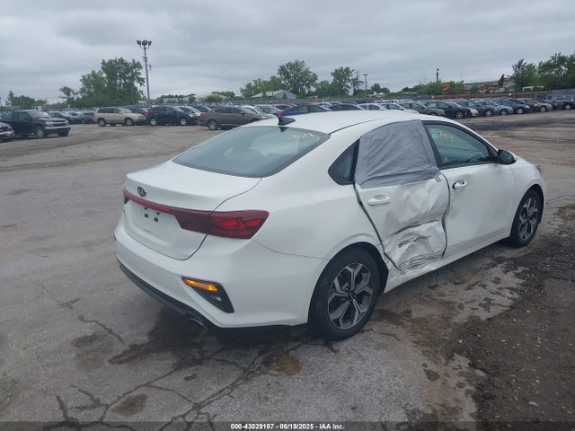 3KPF24AD6ME401336 KIA mpi nu