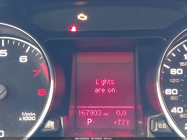 2010 AUDI A5 WAUCFAFR6AA025887 Photo 6