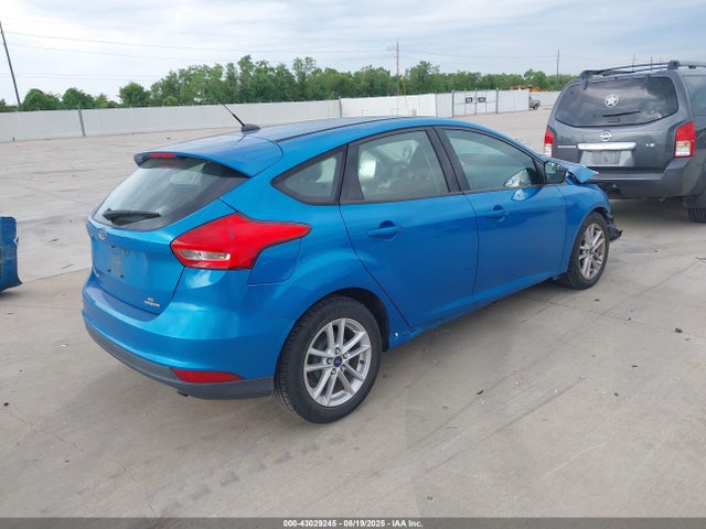 Ford 2016 2016 1FADP3K22GL395052 Image 4