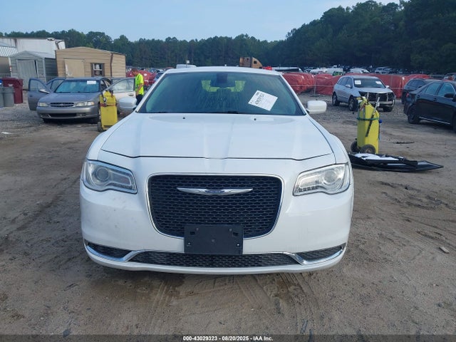 Chrysler 300 2016 2C3CCAAG3GH268489 Image 13