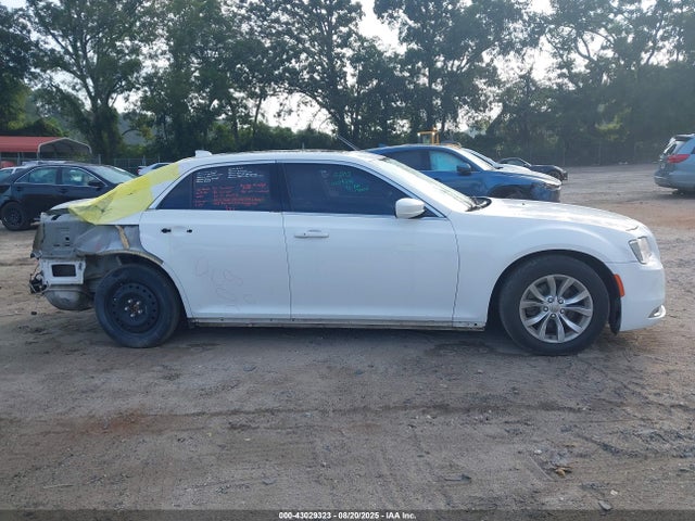 Chrysler 300 2016 2C3CCAAG3GH268489 Image 14