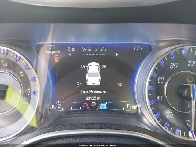 Chrysler 300 2016 2C3CCAAG3GH268489 Image 16
