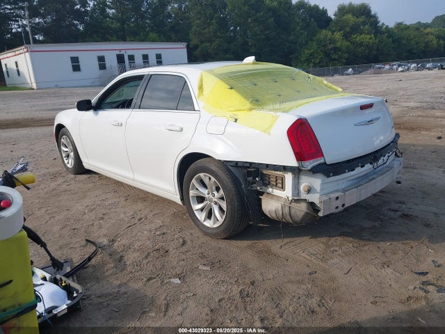 Chrysler 300 2016 2C3CCAAG3GH268489 Image 3