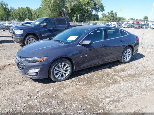 Chevrolet lfv 2025 1G1ZD5ST5SF146743 Image 2