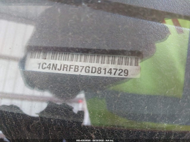 Jeep 2016 2016 1C4NJRFB7GD814729 Image 9