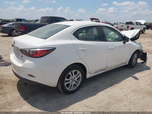 3MYDLBYV3JY315307 Toyota p5v