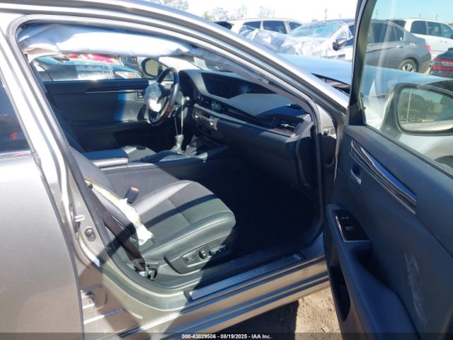 2018 LEXUS ES 300H JTHBW1GG9J2185931 Photo 4