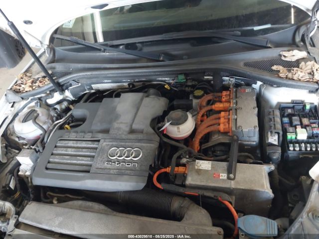 2016 AUDI A3 E-TRON WAUTPBFF2GA061870 Photo 9