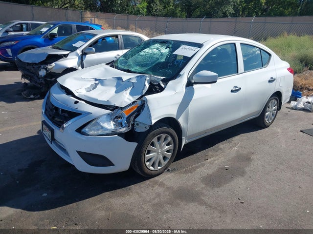 3N1CN7AP0HL831213 Nissan Versa