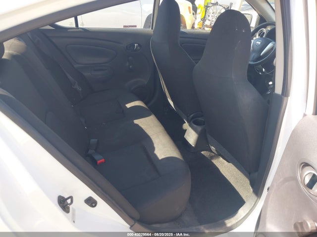 3N1CN7AP0HL831213 Nissan Versa