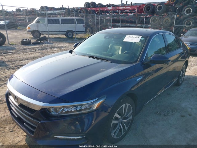 Honda lfb1/lfb2 2018 1HGCV3F41JA008650 Image 2