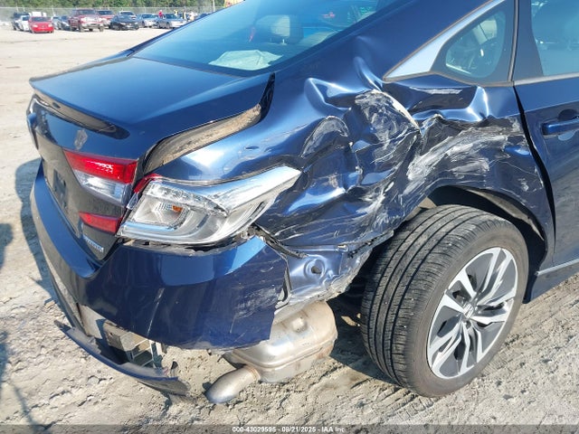 Honda lfb1/lfb2 2018 1HGCV3F41JA008650 Image 6
