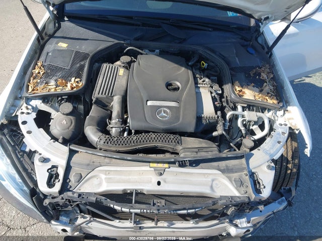 55SWF4KBXGU104052 Mercedes-Benz C-Class