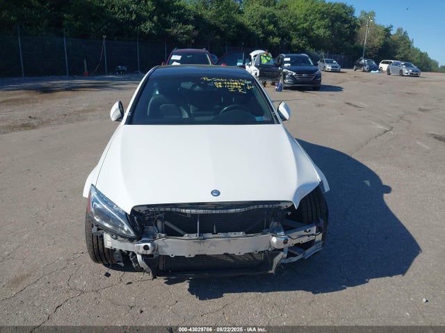 55SWF4KBXGU104052 Mercedes-Benz C-Class