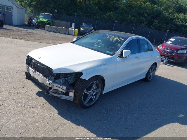 55SWF4KBXGU104052 Mercedes-Benz C-Class