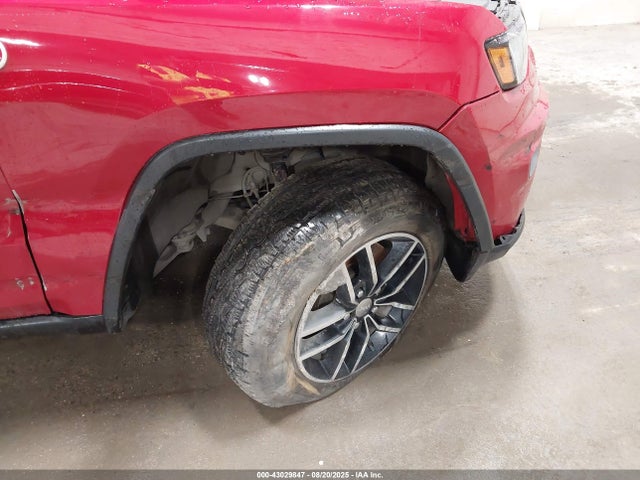 1C4RJFLT1HC800734 Jeep Grand Cherokee