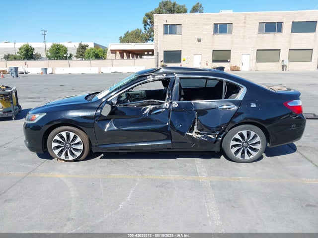 Honda lfa1 2014 1HGCR6F36EA007108 Image 15