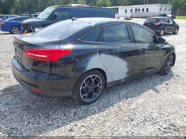 Ford 2016 2016 1FADP3F24GL223955 Image 4